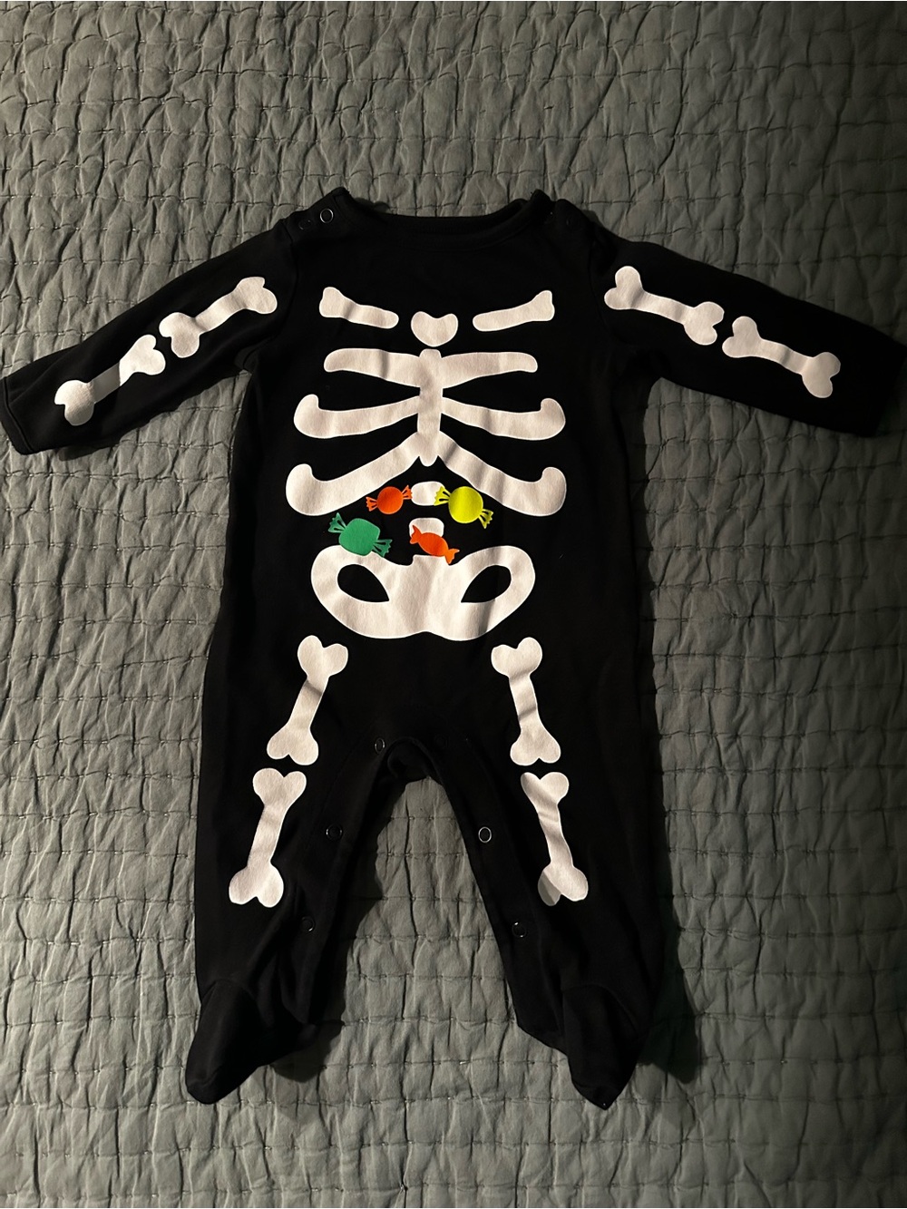 Carter's Black Skeleton Candy-Accent Baby One-Piece Footed Size 6 months NWOT